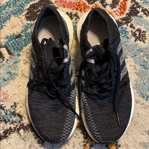 Adidas Unisex Tennis Shoes